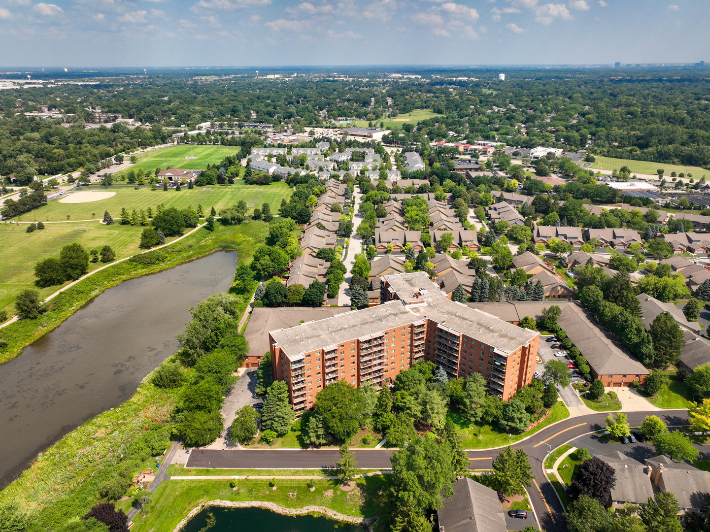 1 Bloomingdale Place #301, Bloomingdale, IL 60108