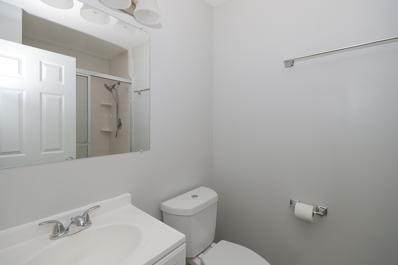 1 Bloomingdale Place #301, Bloomingdale, IL 60108