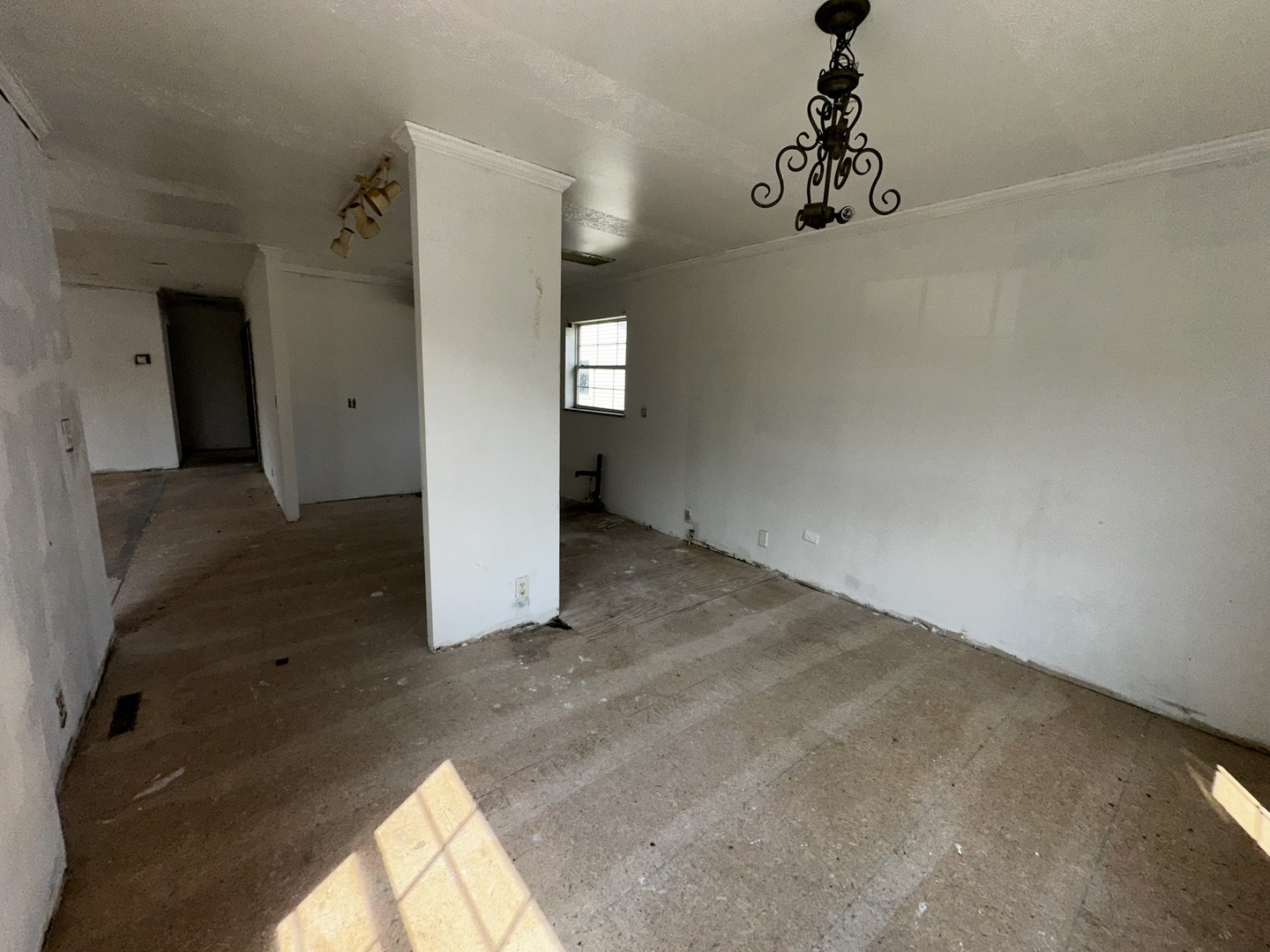 2221 Rush Street, Sauk Village, IL 60411