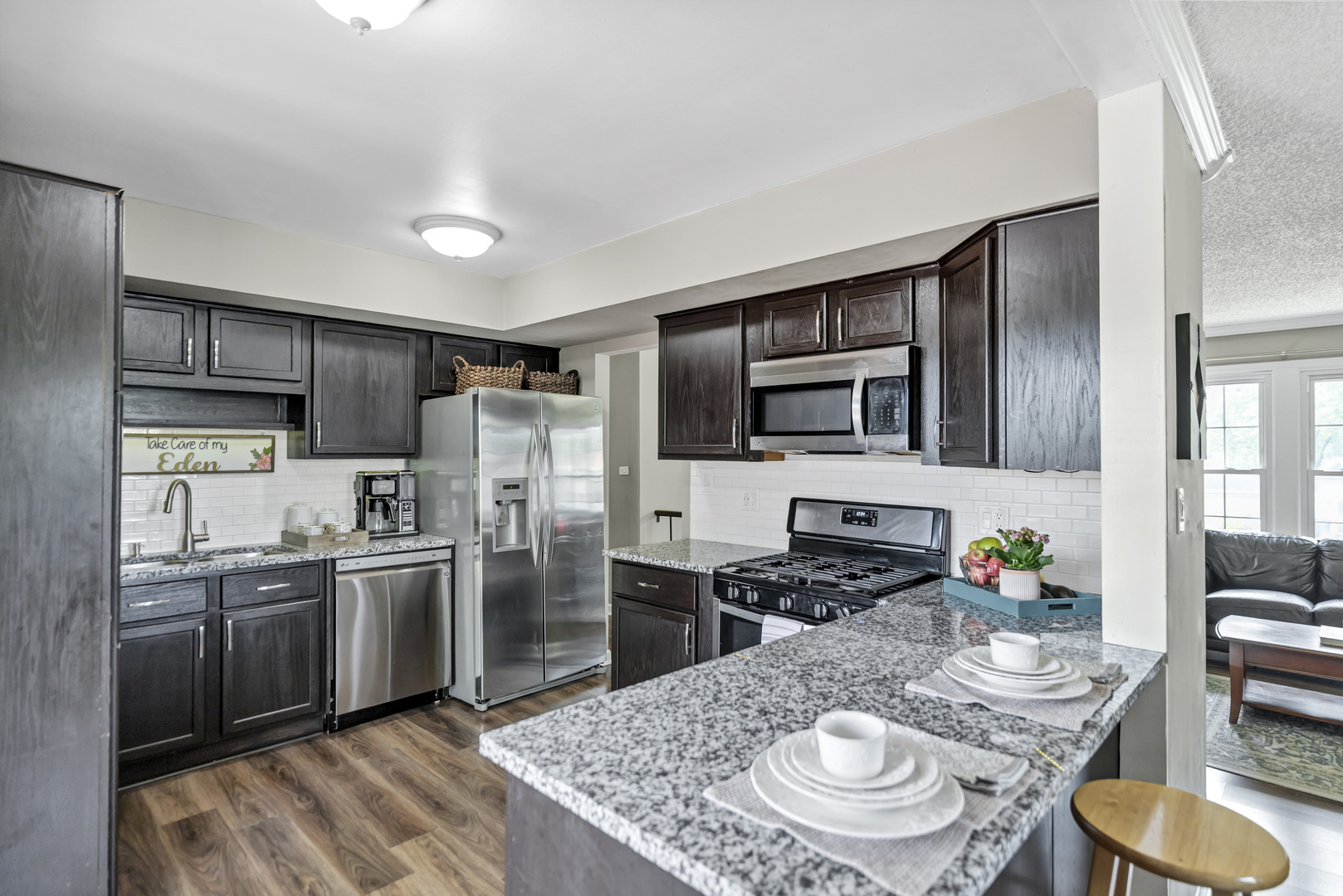 1250 Campbell Lane, Hoffman Estates, IL 60169