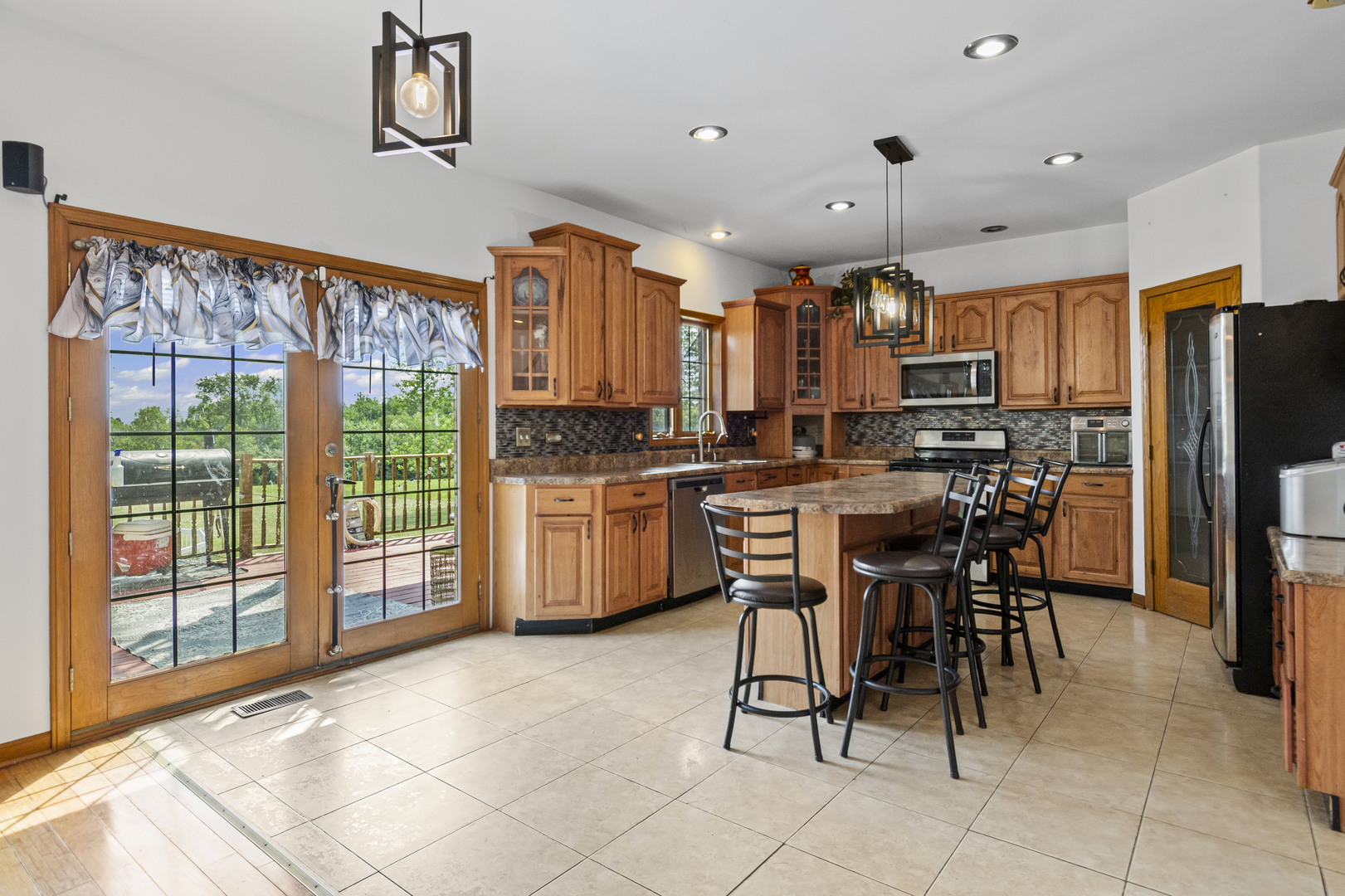 26723 Hawthorne Trail, Monee, IL 60449