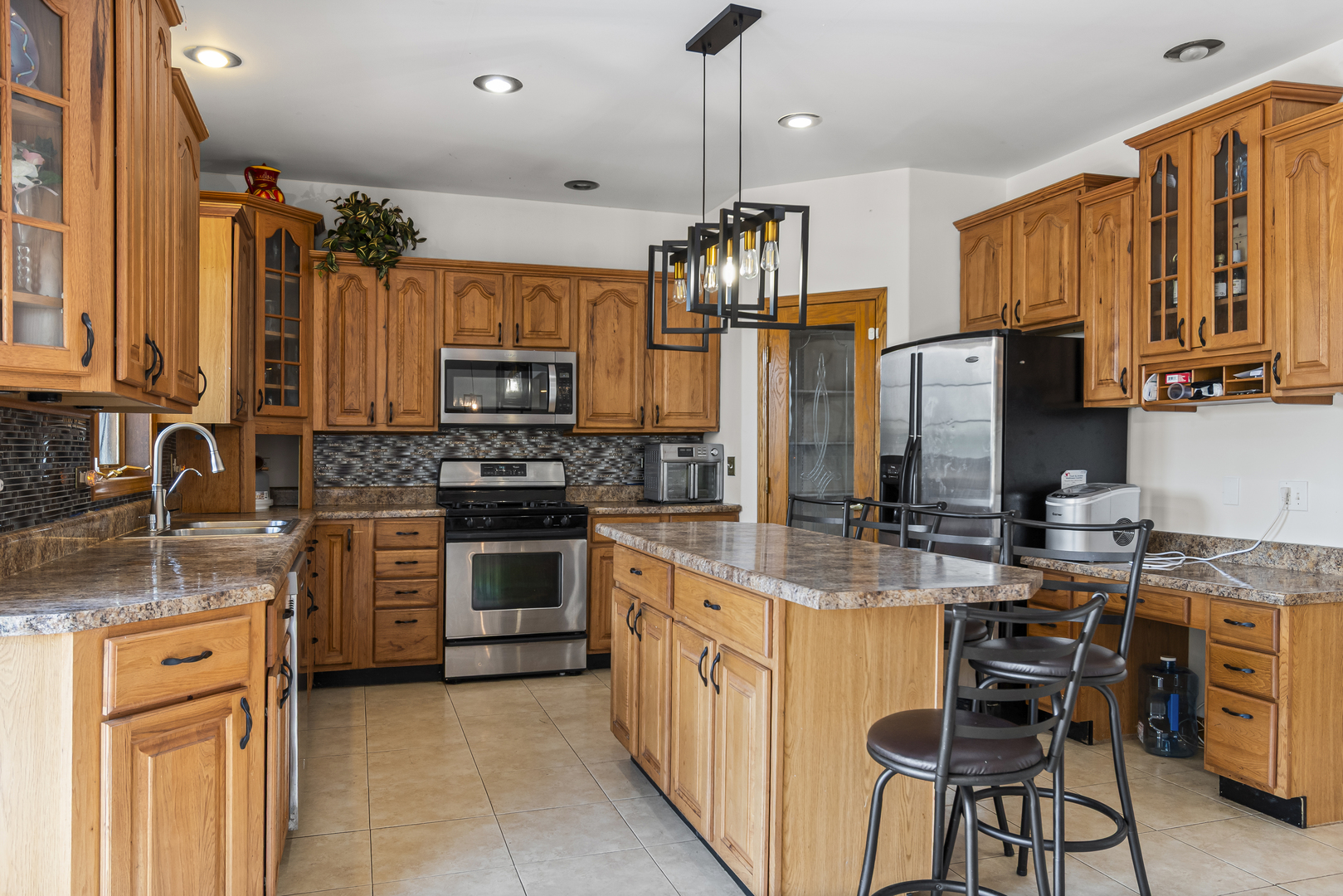 26723 Hawthorne Trail, Monee, IL 60449