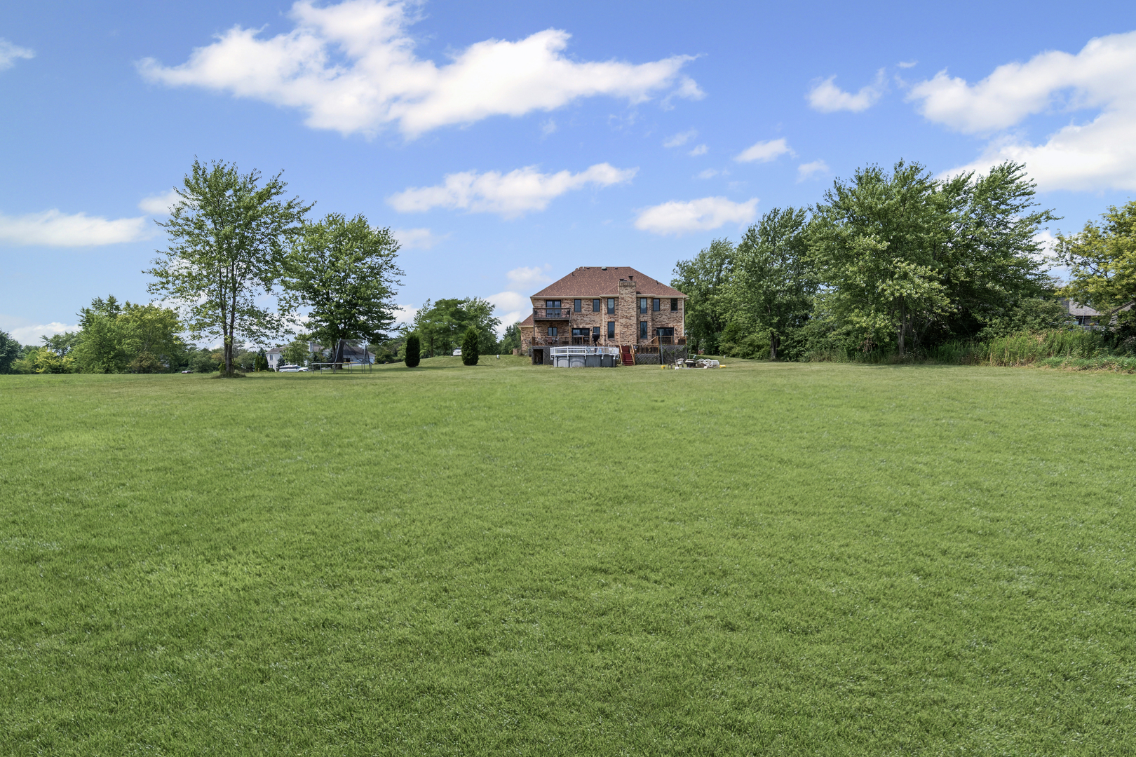 26723 Hawthorne Trail, Monee, IL 60449