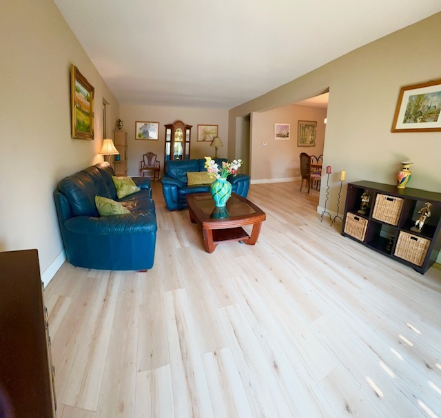 471 Raintree Court #1D, Glen Ellyn, IL 60137