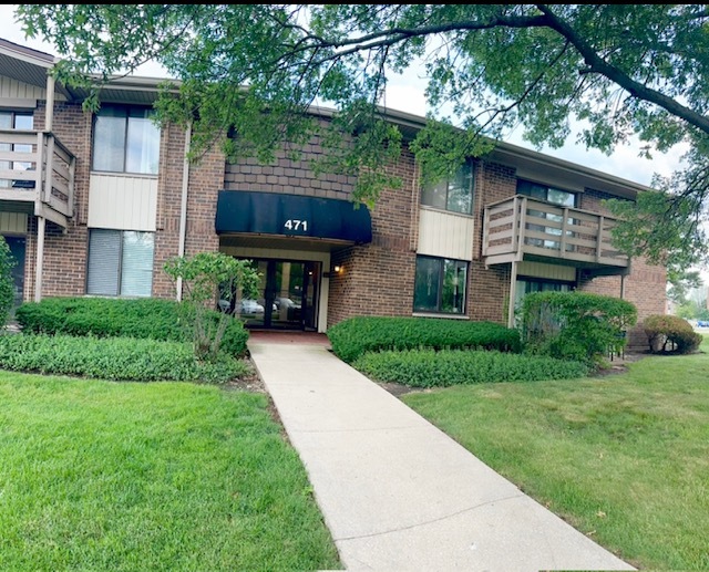 471 Raintree Court #1D, Glen Ellyn, IL 60137
