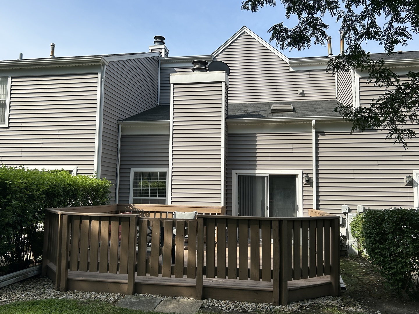1608 PEBBLE BEACH Circle #1608, Elgin, IL 60123