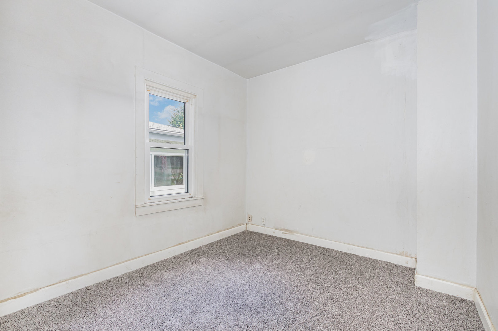 1117 Pleasant Place, Aurora, IL 60505