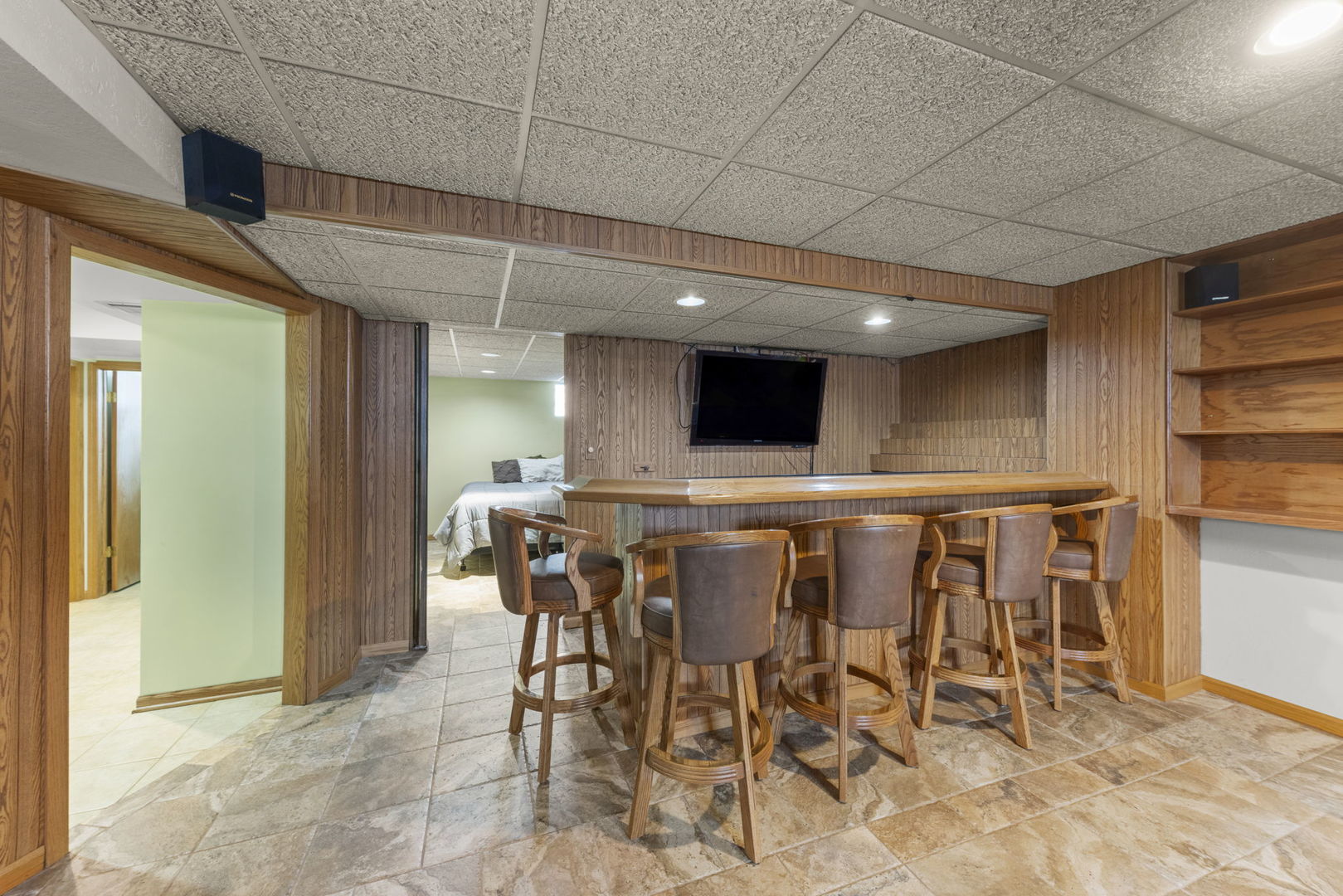 15112 Raday Drive, Midlothian, IL 60445