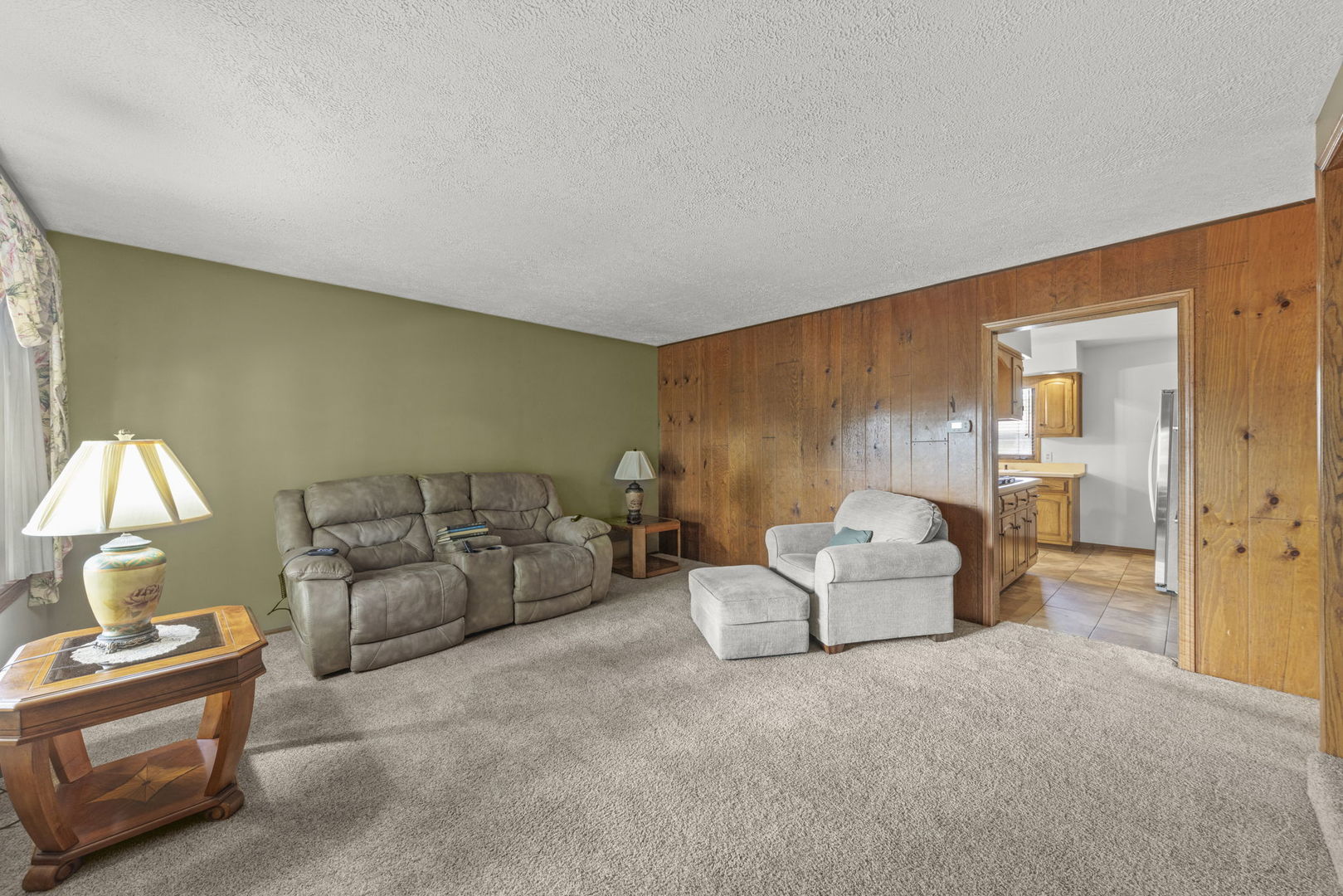 15112 Raday Drive, Midlothian, IL 60445