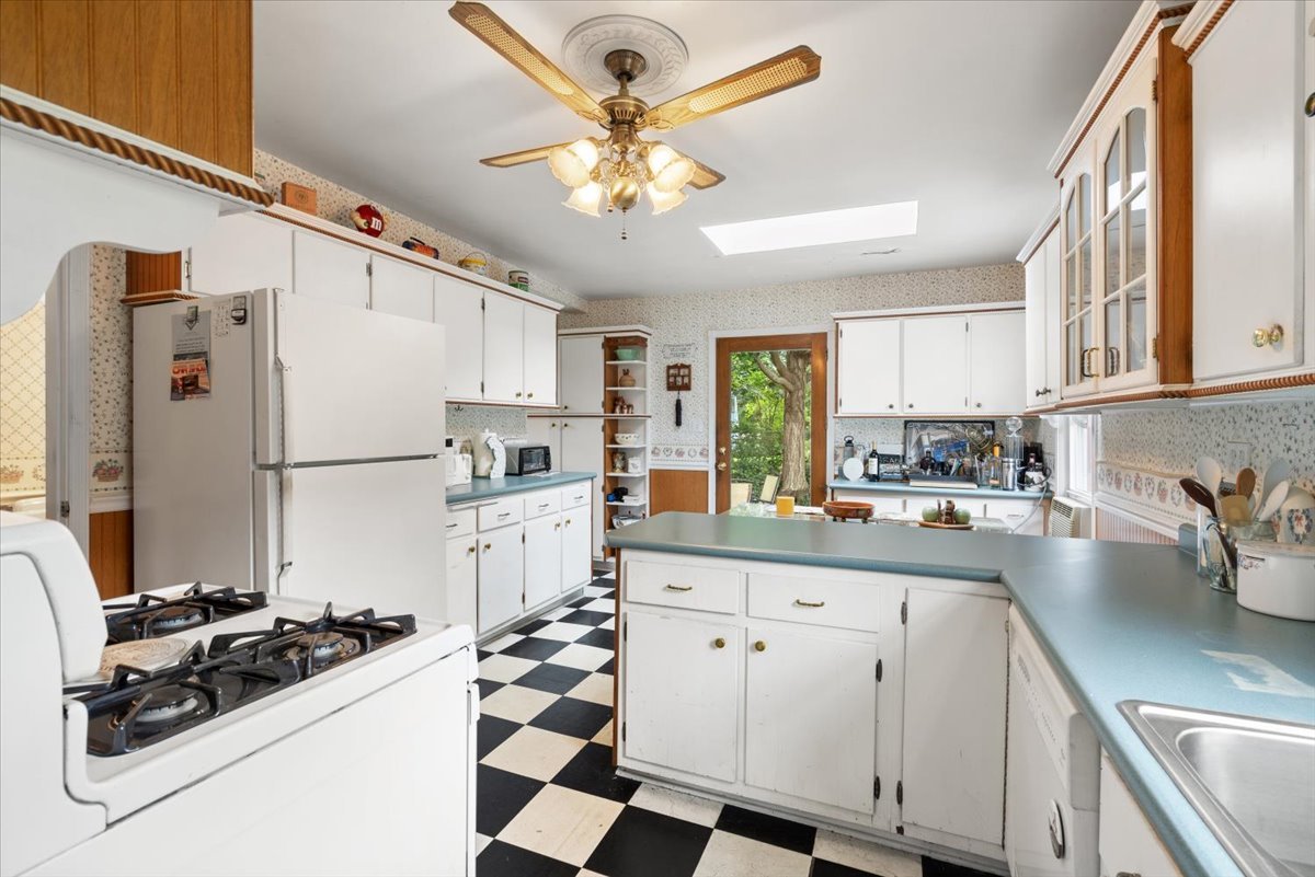 116 Spring Street, Cary, IL 60013