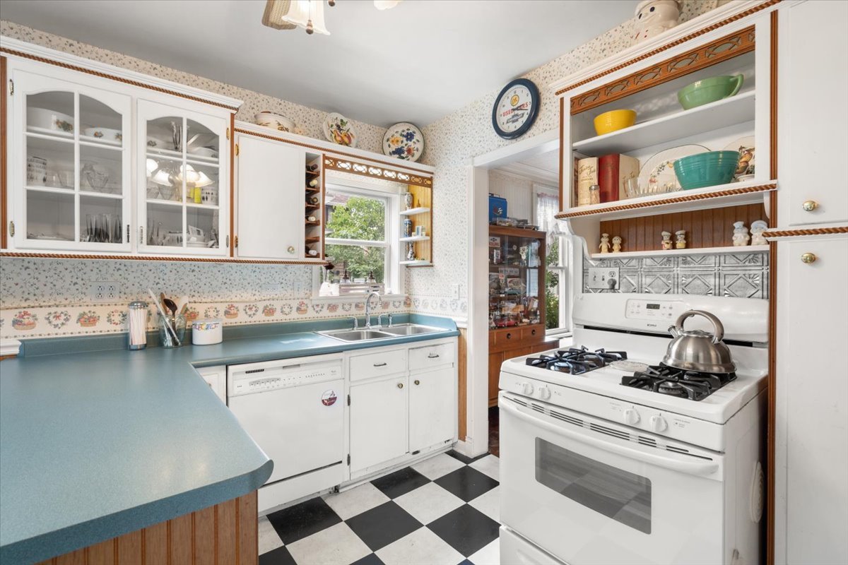 116 Spring Street, Cary, IL 60013