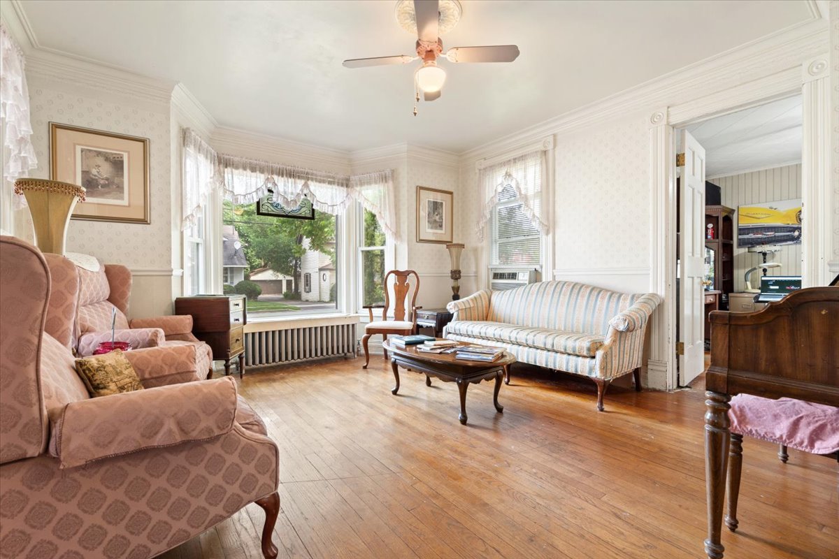 116 Spring Street, Cary, IL 60013