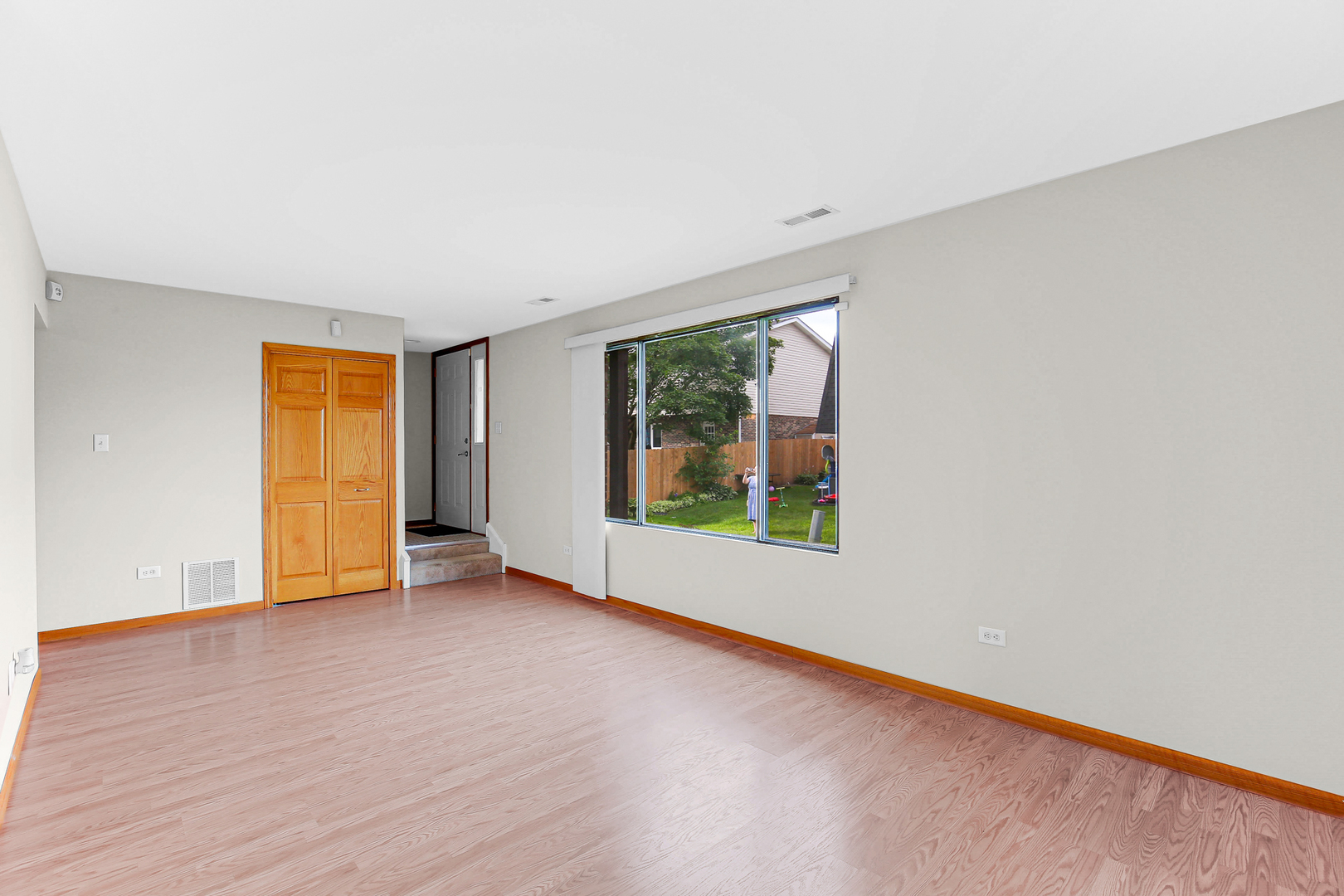 8515 162nd Place #1, Tinley Park, IL 60487