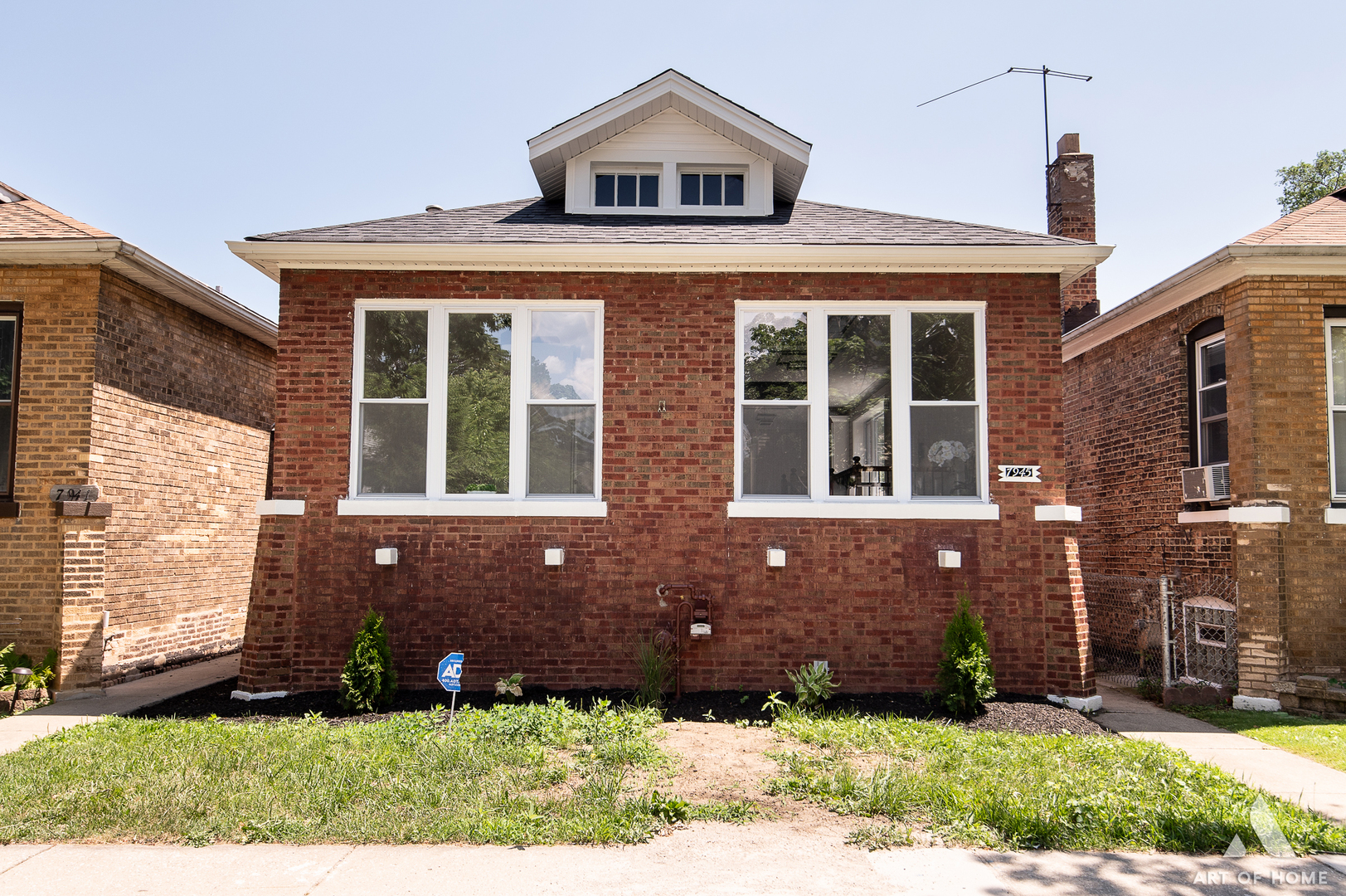 7945 S Avalon Avenue, Chicago, IL 60619