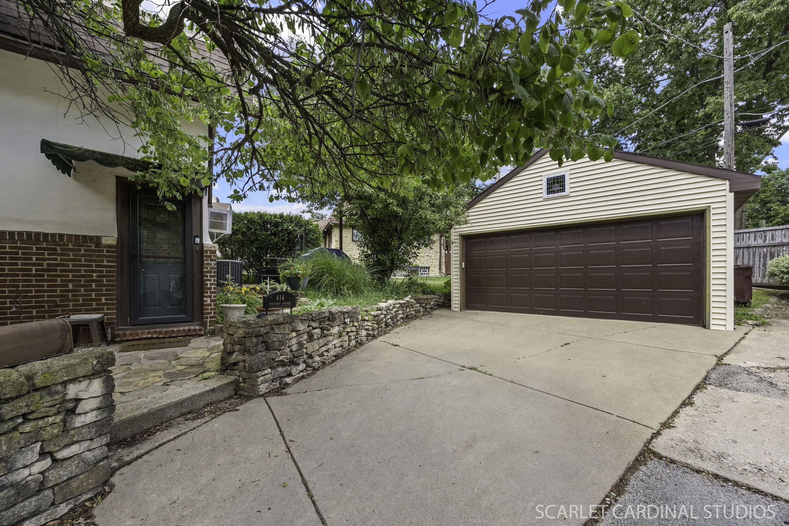414 WHITNEY Avenue, Joliet, IL 60435