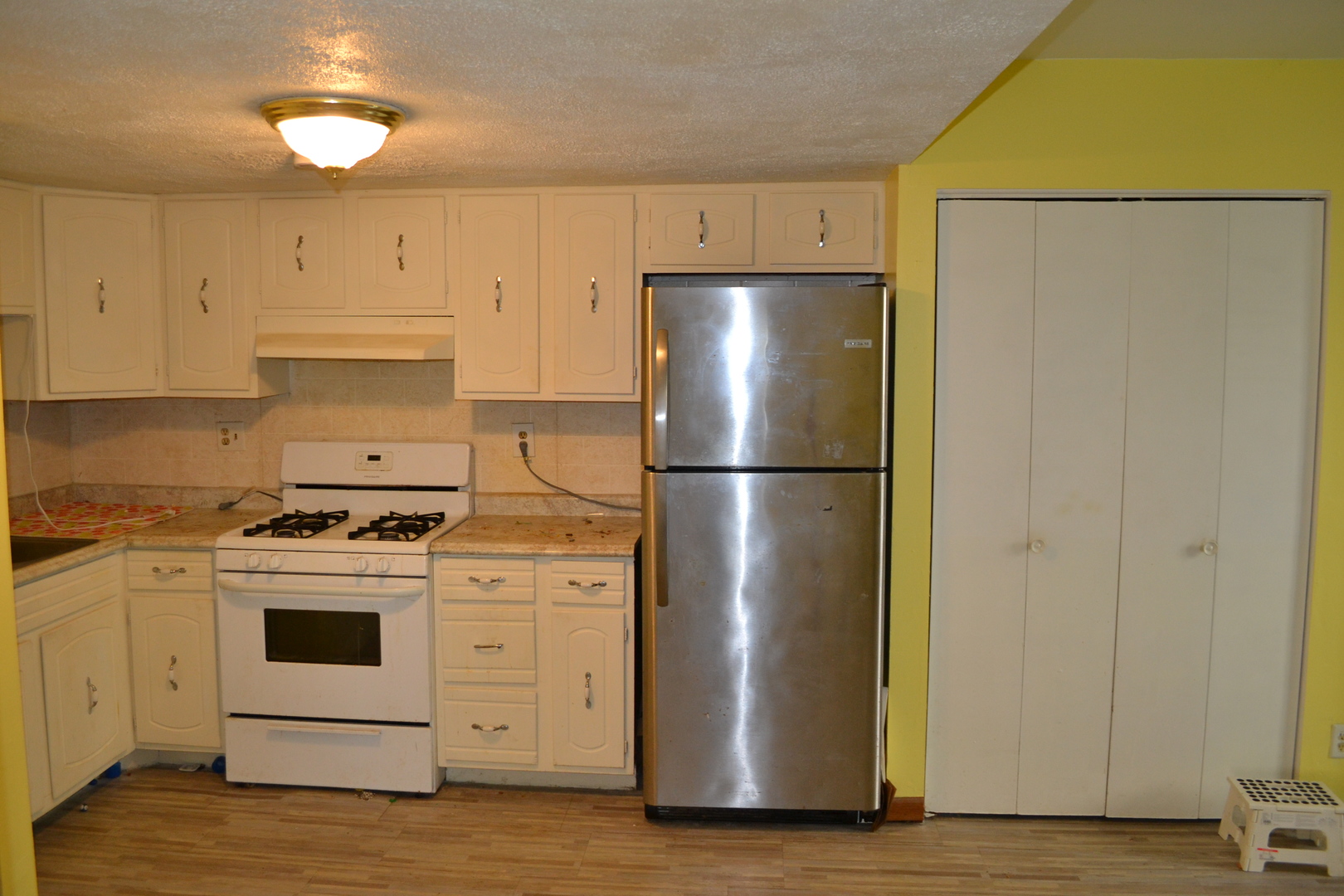 28V Fernwood Drive, Bolingbrook, IL 60440