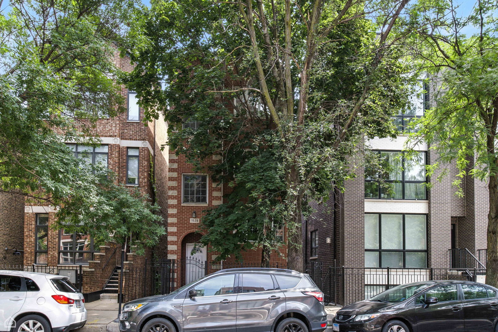 1529 N Bosworth Avenue #3, Chicago, IL 60642
