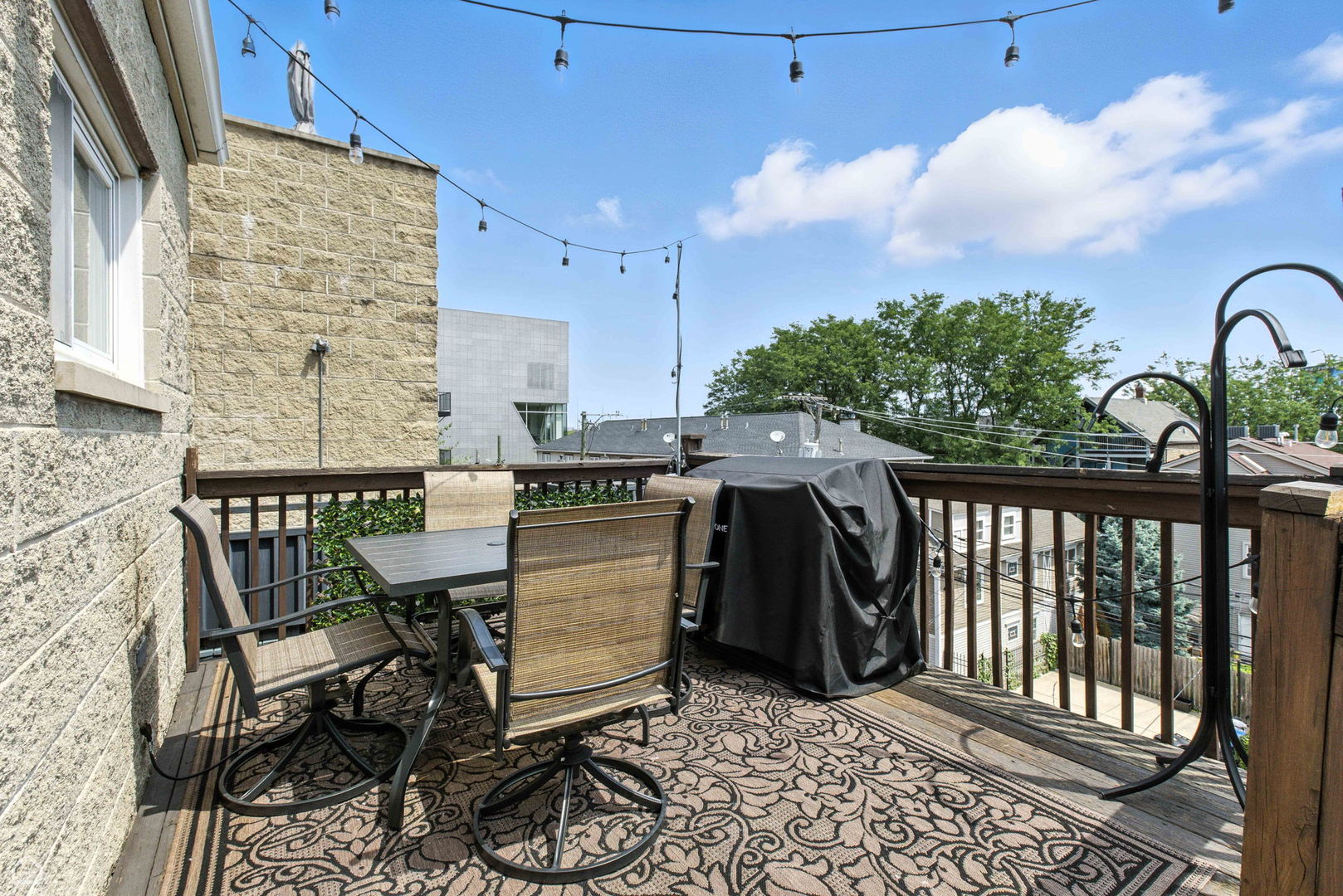 1529 N Bosworth Avenue #3, Chicago, IL 60642