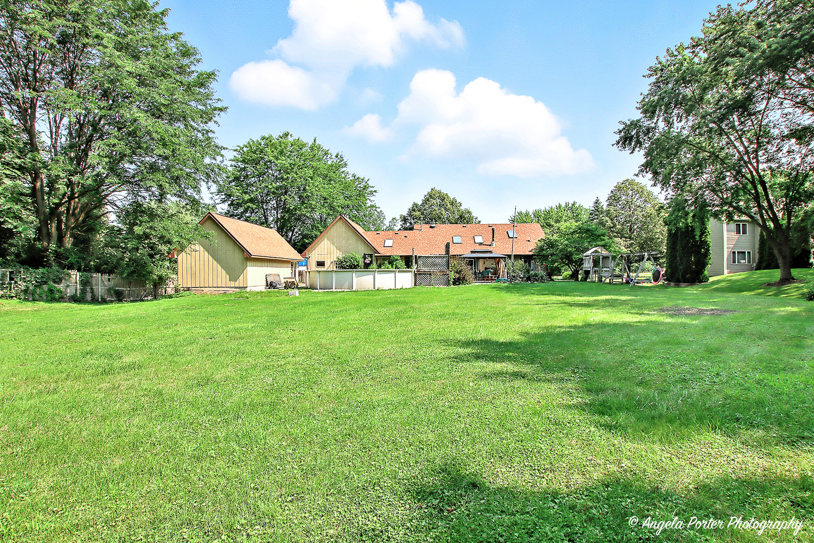 40553 N Trinity Lane, Antioch, IL 60002