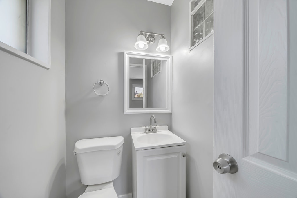 1304 Burnham Avenue, Calumet City, IL 60409