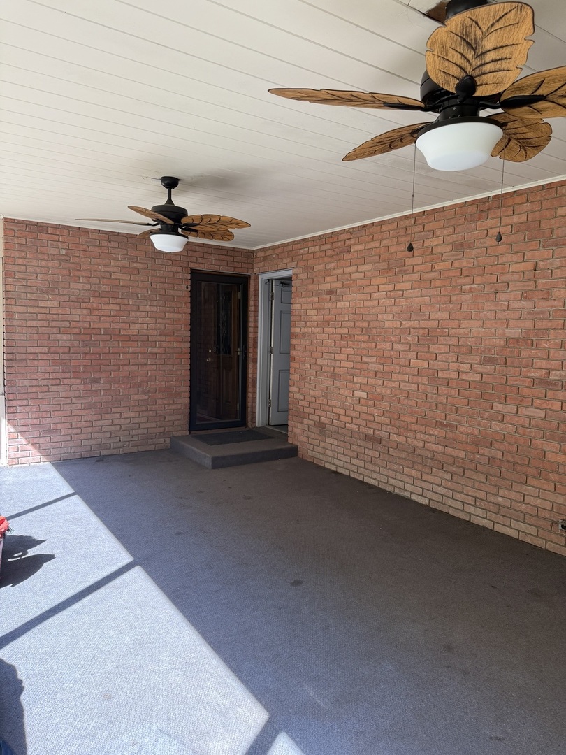 36W251 Oak Hill Drive, West Dundee, IL 60118