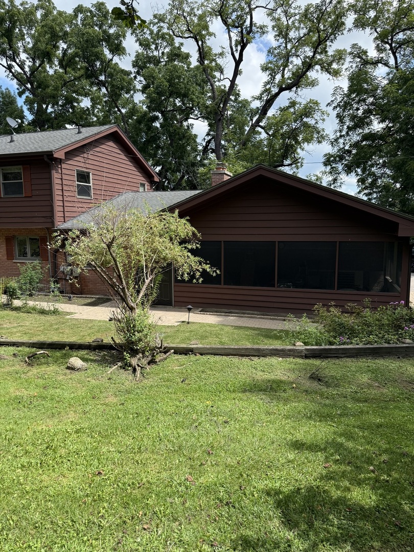 36W251 Oak Hill Drive, West Dundee, IL 60118