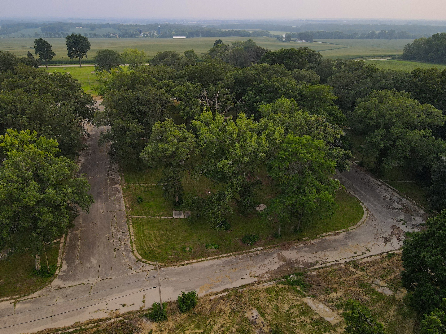 4500 E. River Road, Ridott, IL 61067