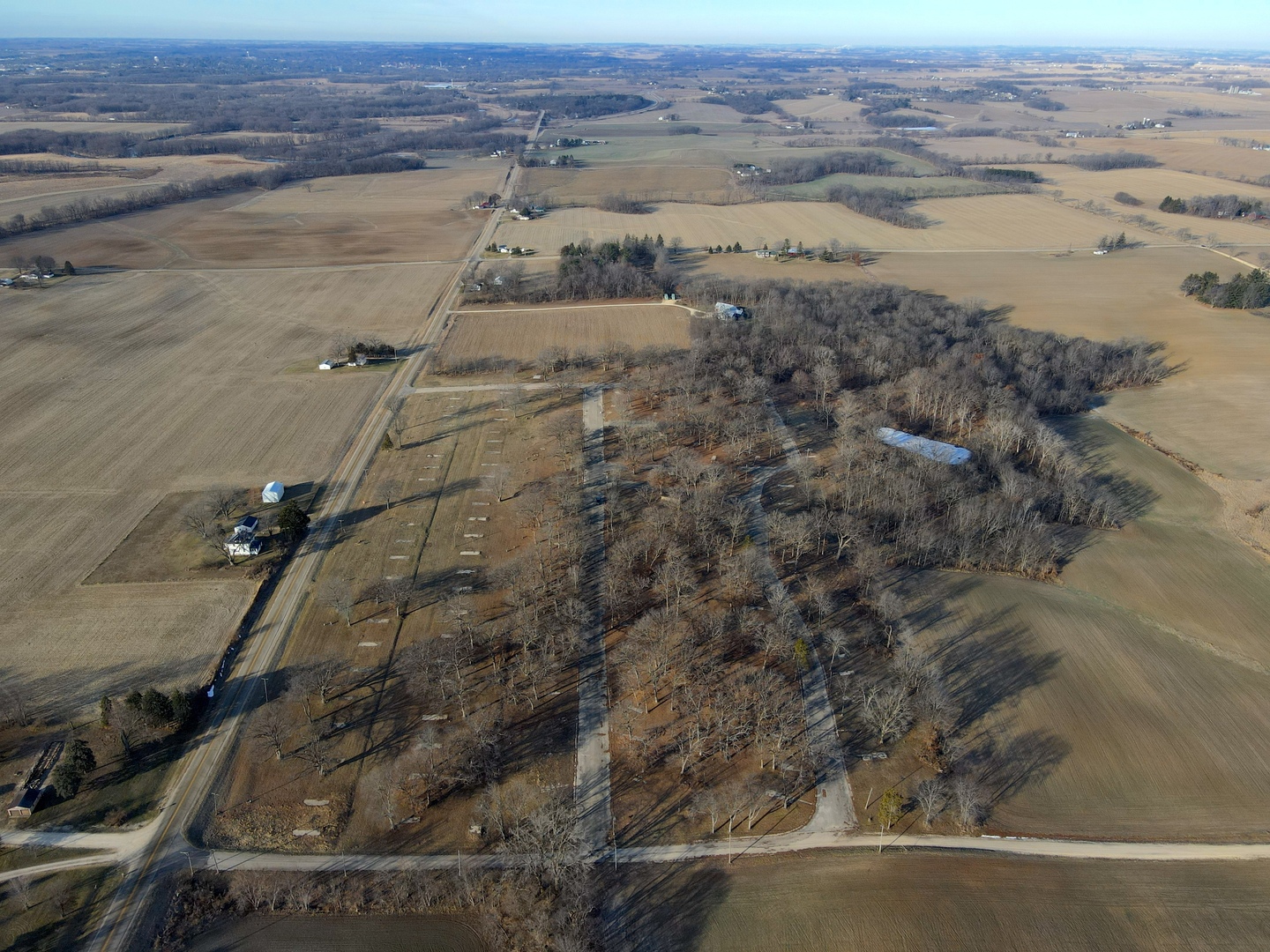 4500 E. River Road, Ridott, IL 61067