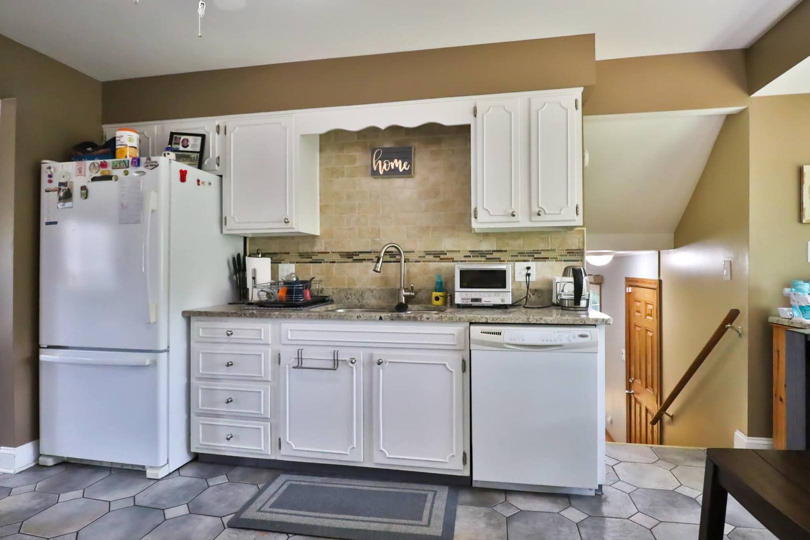 502 S Reuter Drive, Arlington Heights, IL 60005