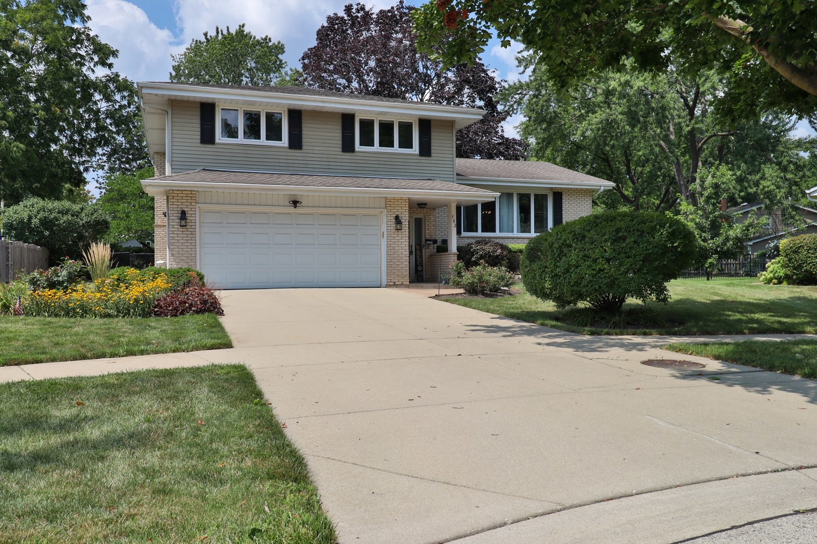 502 S Reuter Drive, Arlington Heights, IL 60005
