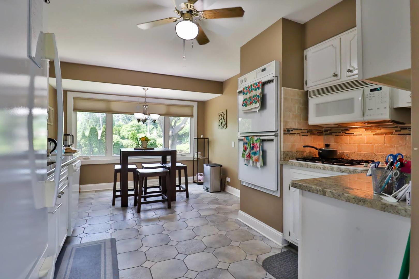 502 S Reuter Drive, Arlington Heights, IL 60005