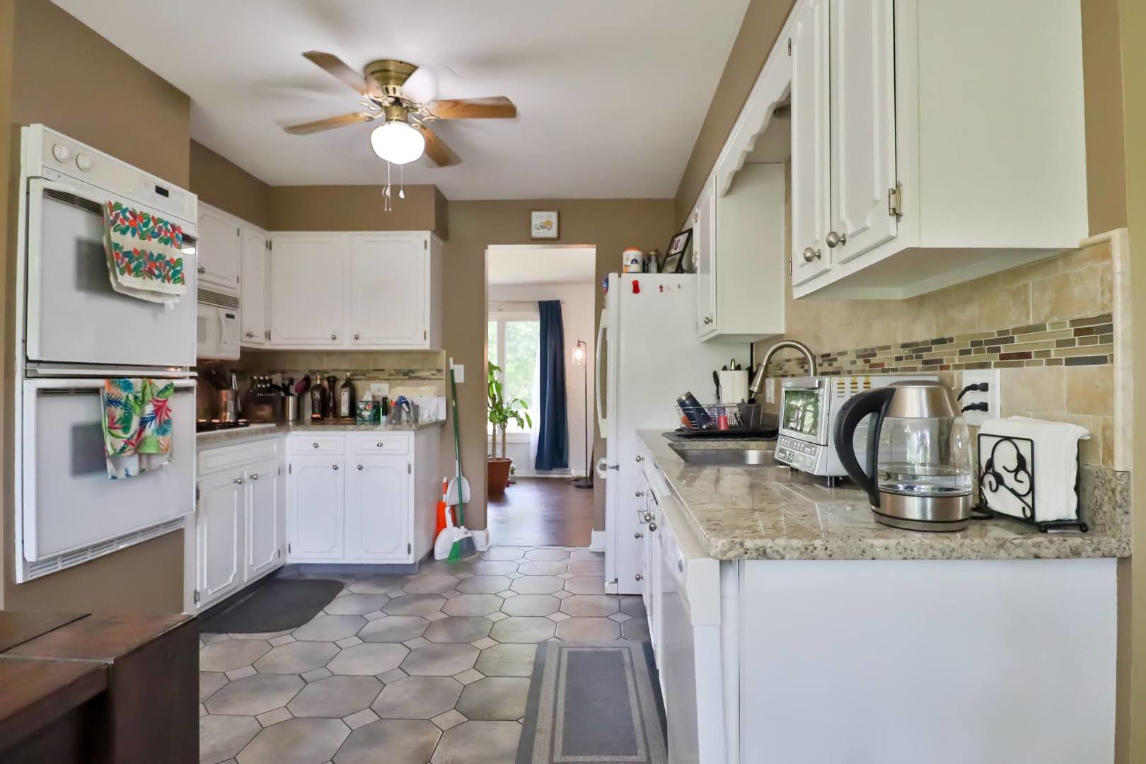 502 S Reuter Drive, Arlington Heights, IL 60005