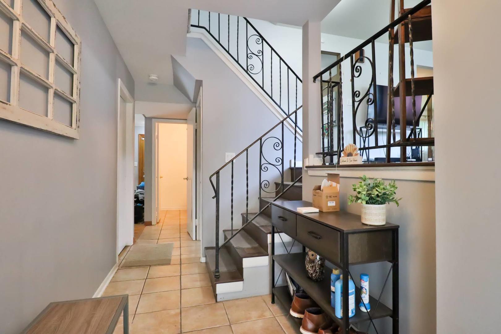 502 S Reuter Drive, Arlington Heights, IL 60005