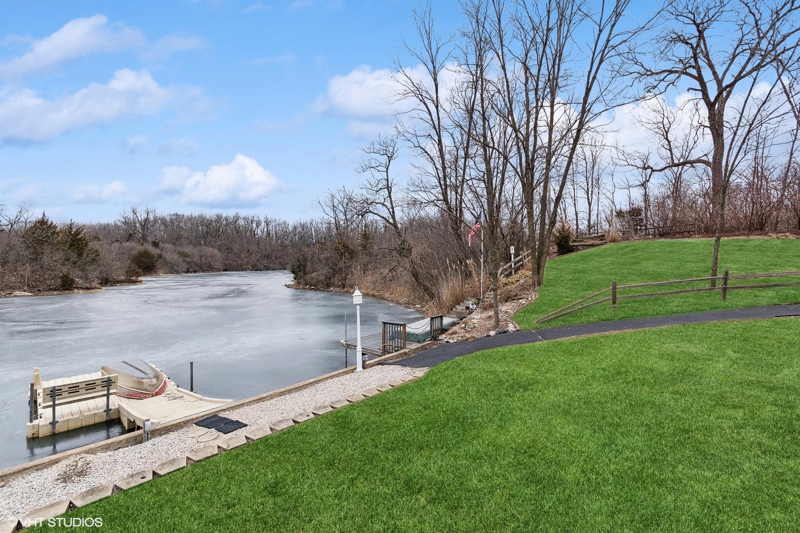 238 N Harbor Landing, Braidwood, IL 60408