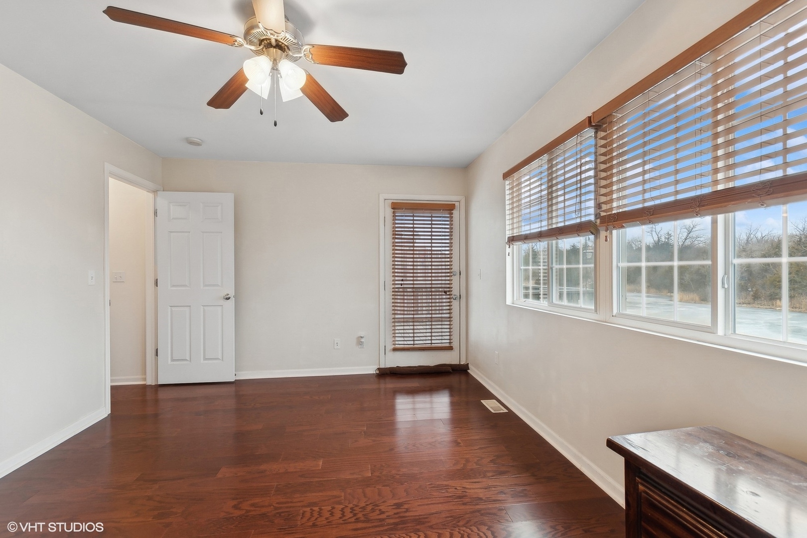 238 N Harbor Landing, Braidwood, IL 60408