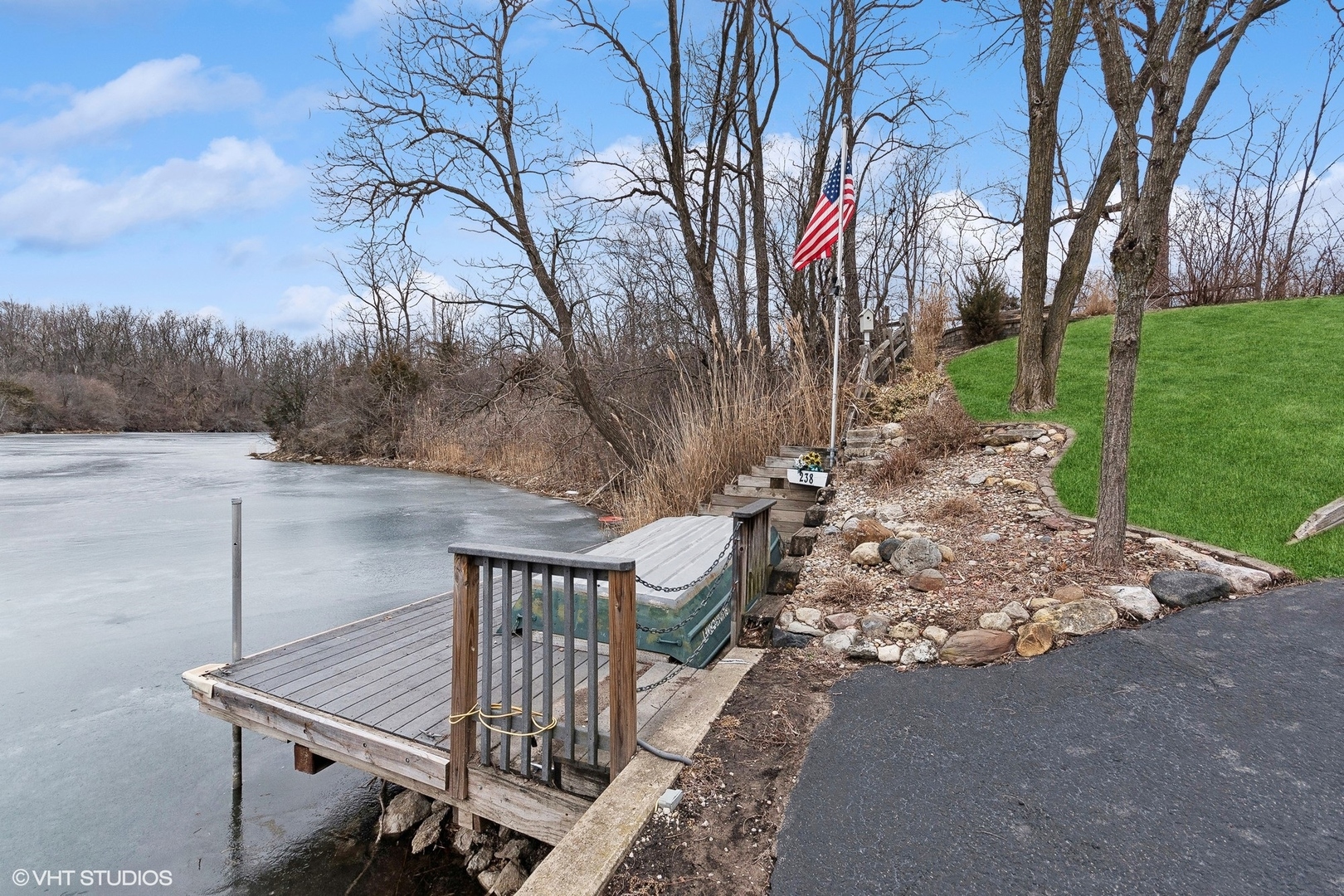 238 N Harbor Landing, Braidwood, IL 60408