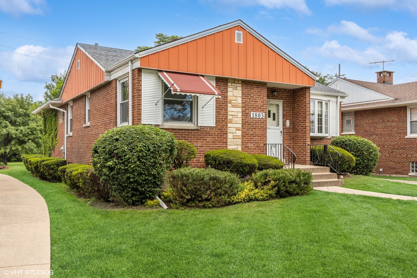 1803 Balmoral Avenue, Westchester, IL 60154
