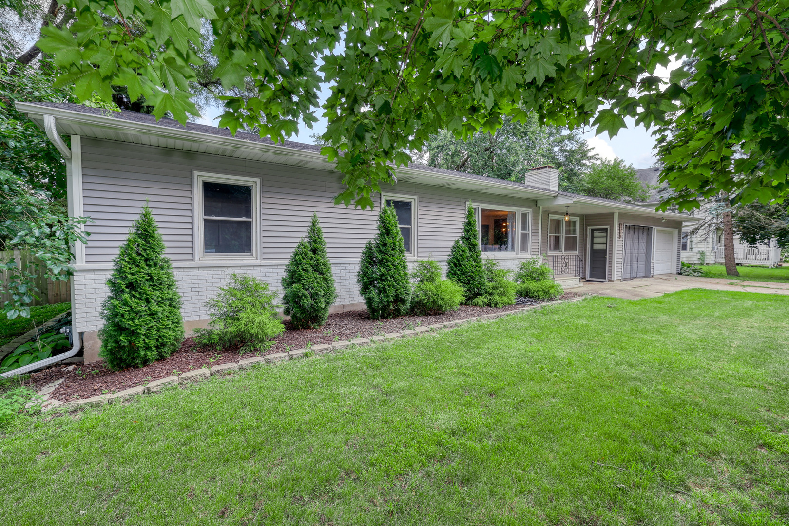 1340 N Main Street, Sycamore, IL 60178
