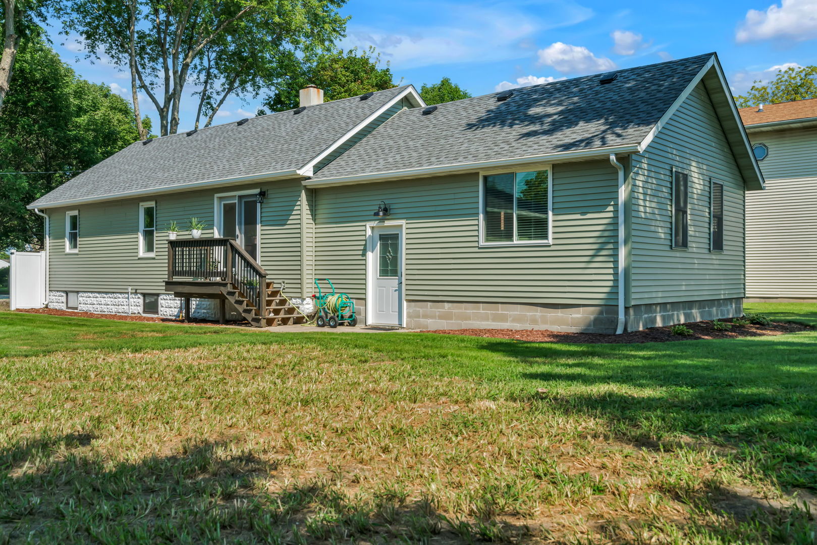 75 4th Avenue, South Wilmington, IL 60474