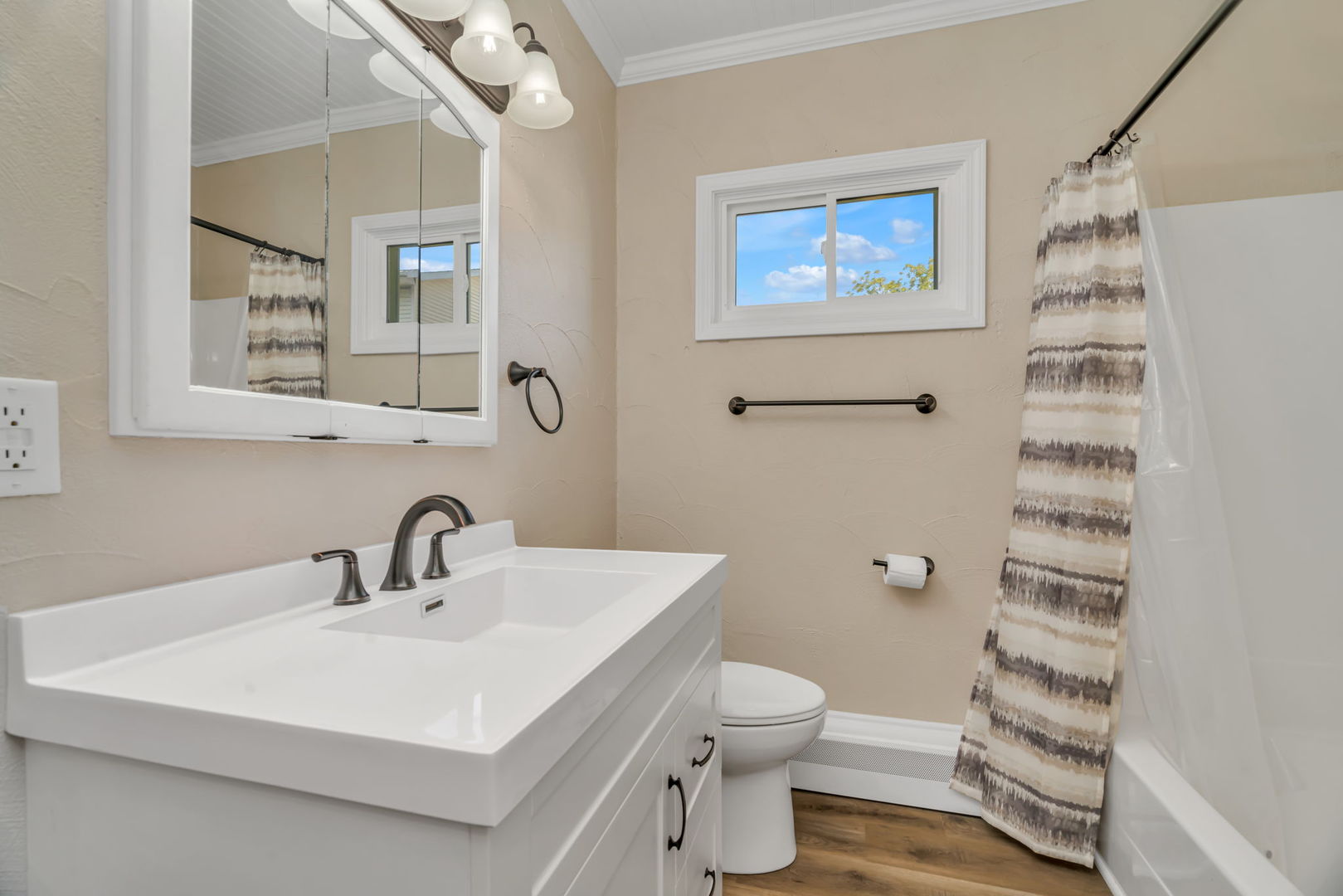 75 4th Avenue, South Wilmington, IL 60474