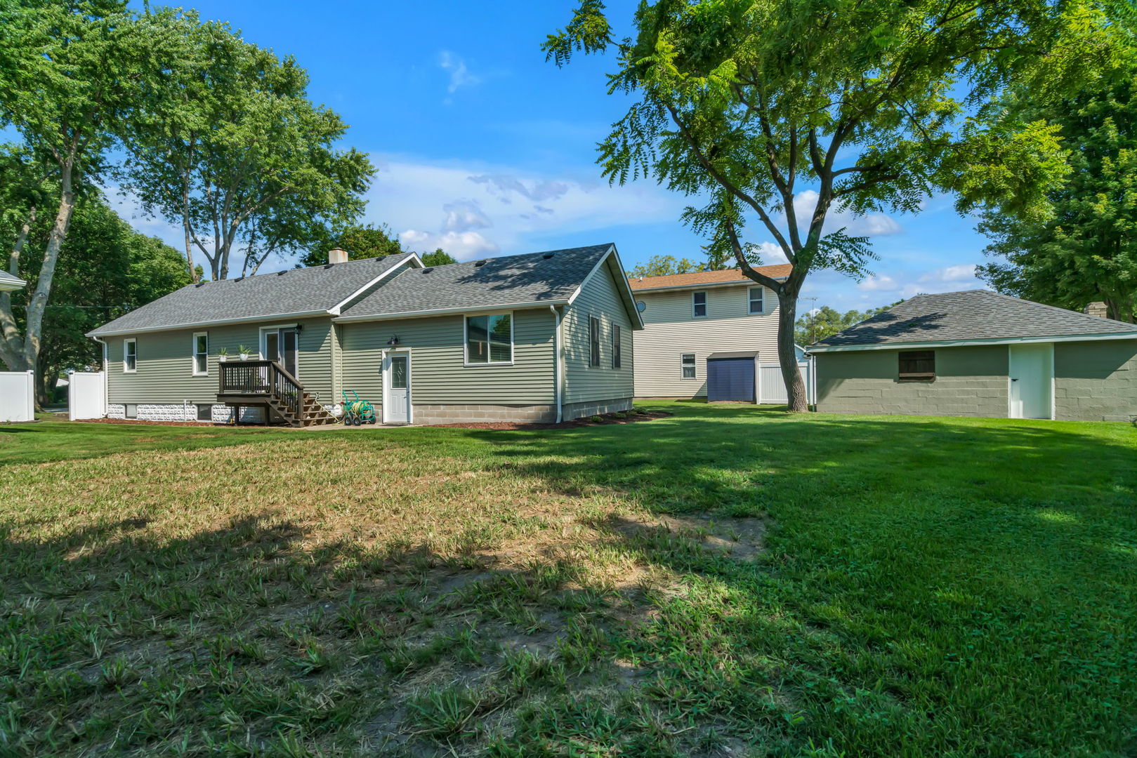 75 4th Avenue, South Wilmington, IL 60474