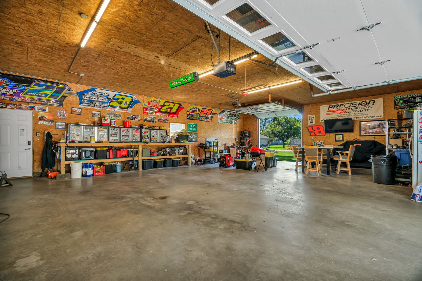 75 4th Avenue, South Wilmington, IL 60474