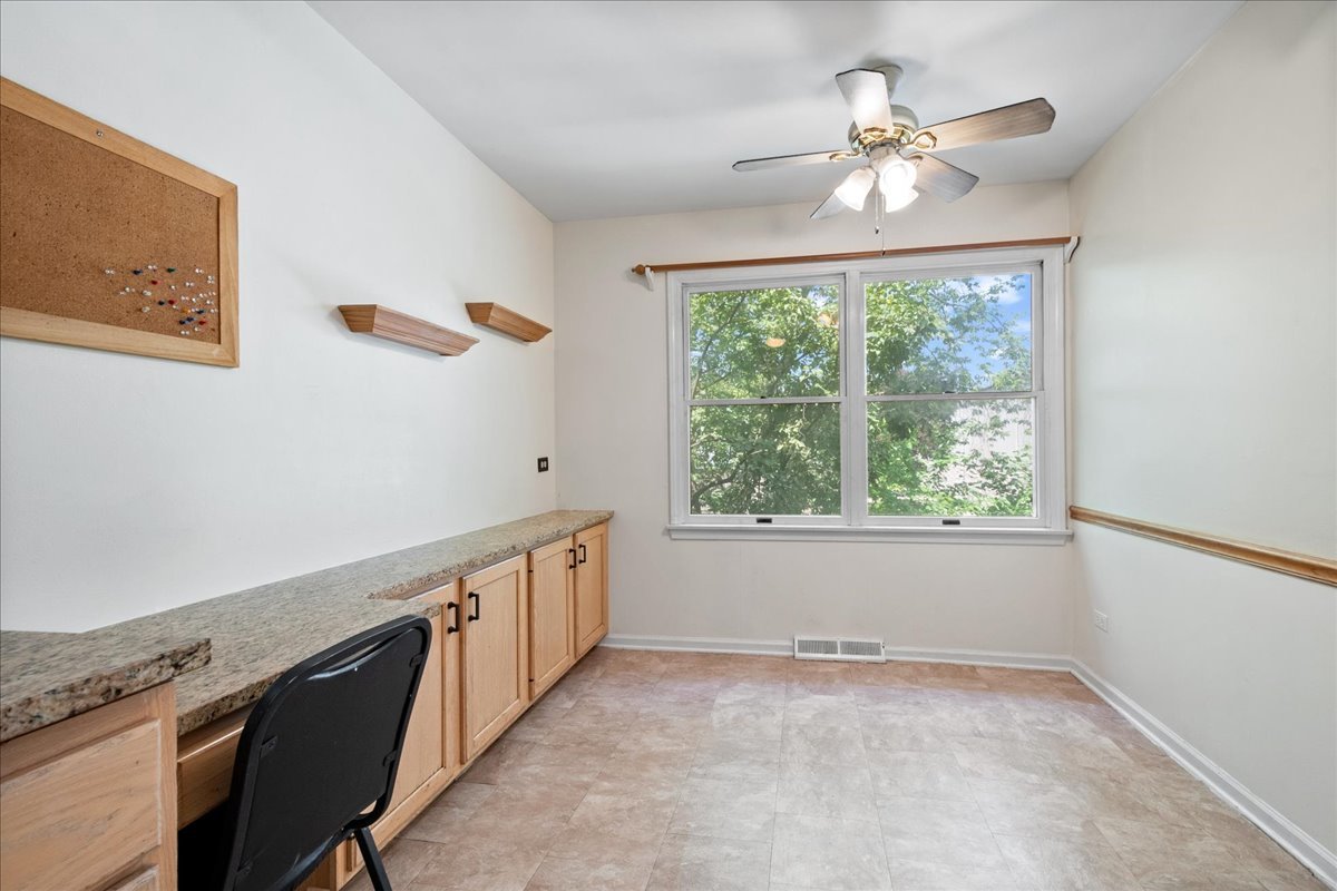 5332 Fairview Lane, Skokie, IL 60077