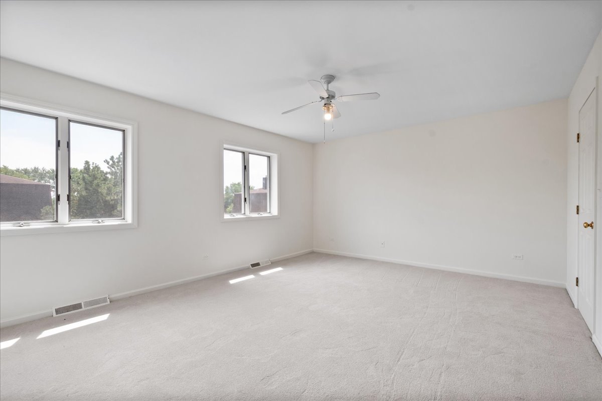5332 Fairview Lane, Skokie, IL 60077