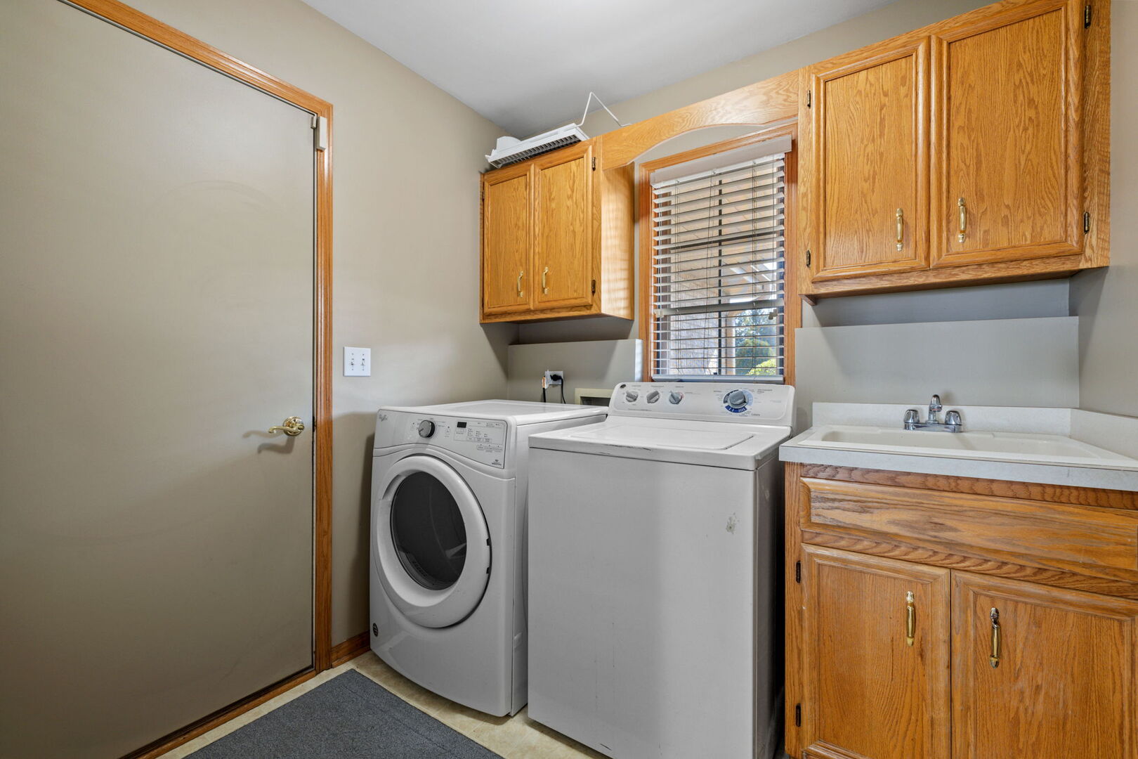 641 Downing Street, New Lenox, IL 60451