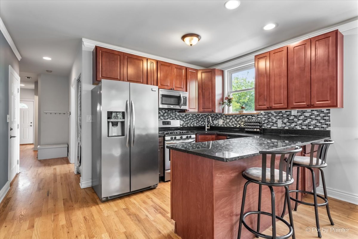 1640 N Whipple Street #3, Chicago, IL 60647