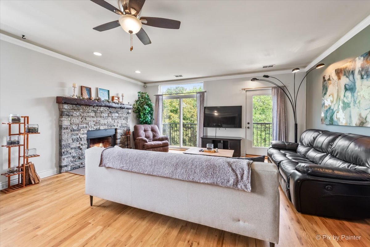 1640 N Whipple Street #3, Chicago, IL 60647