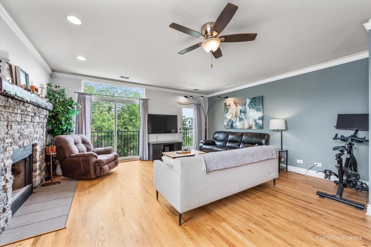1640 N Whipple Street #3, Chicago, IL 60647