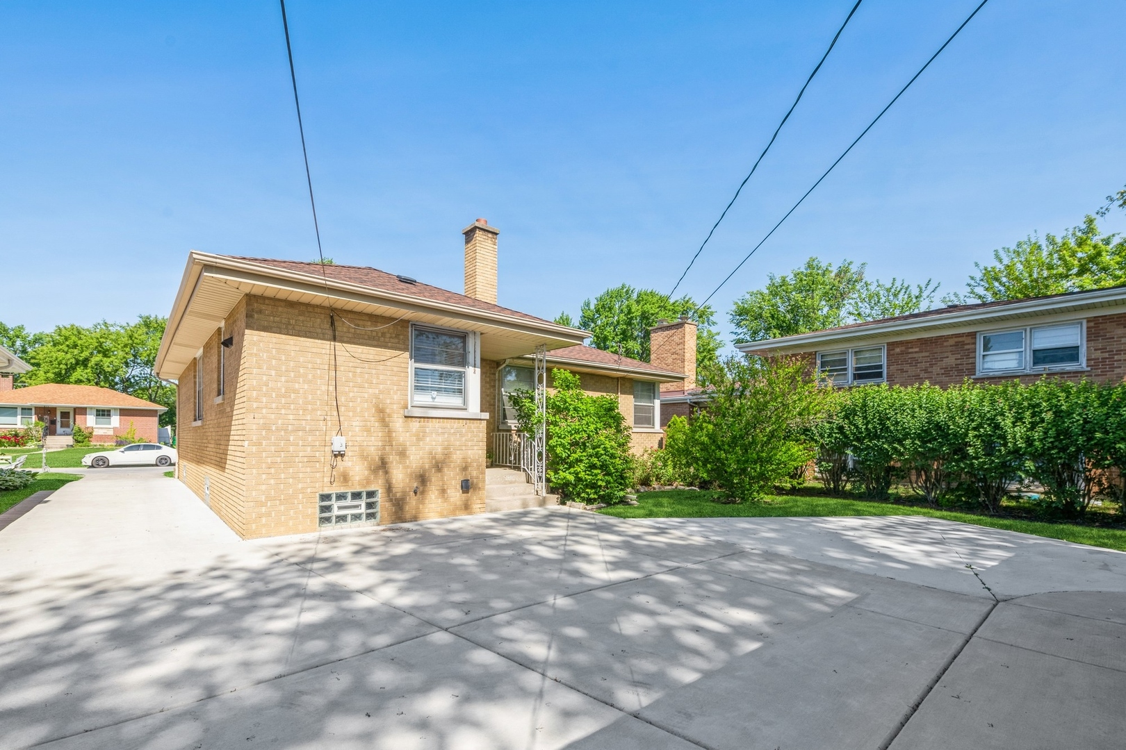 1919 Sunnyside Avenue, Westchester, IL 60154