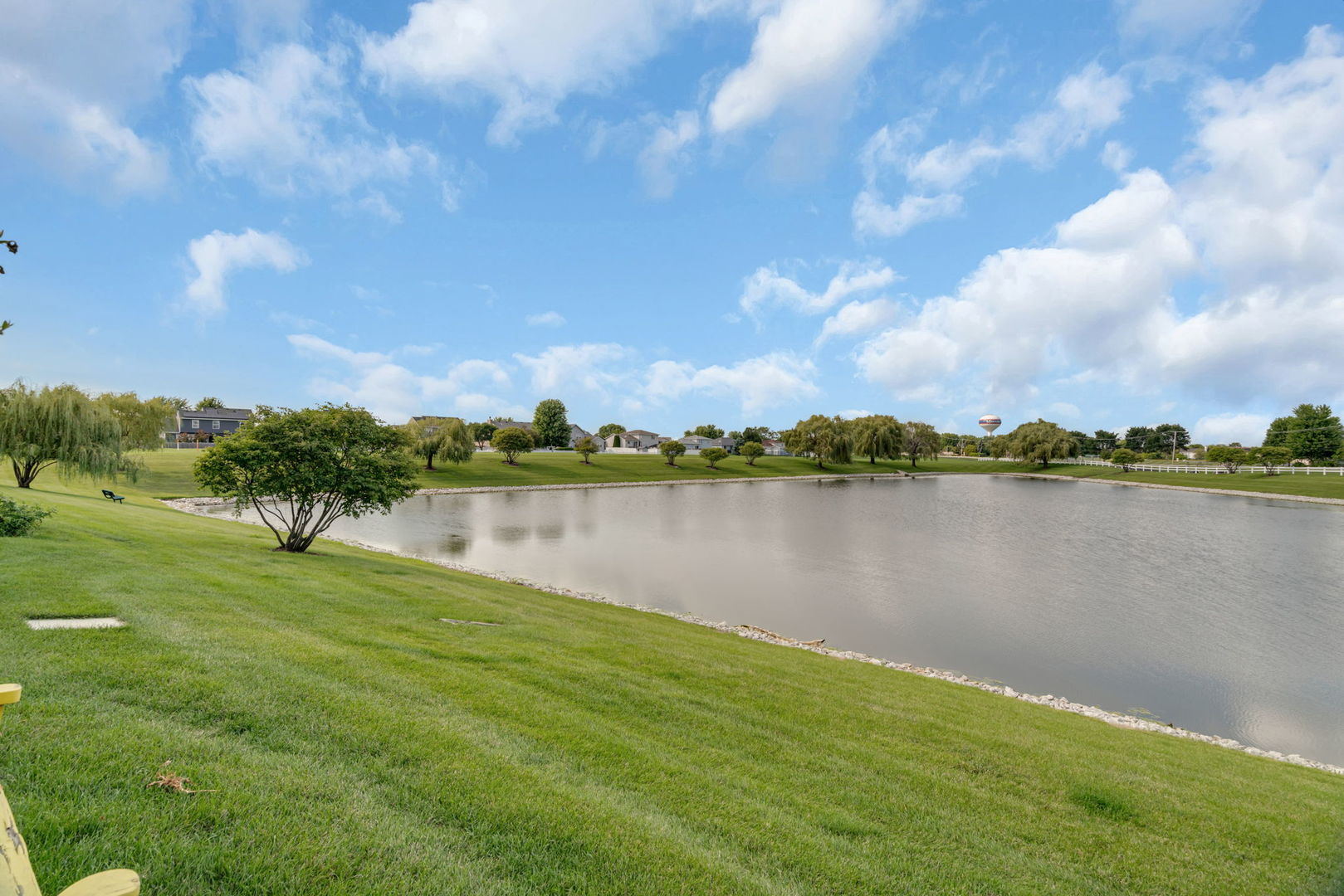 616 Chestnut Ridge Drive, Minooka, IL 60447